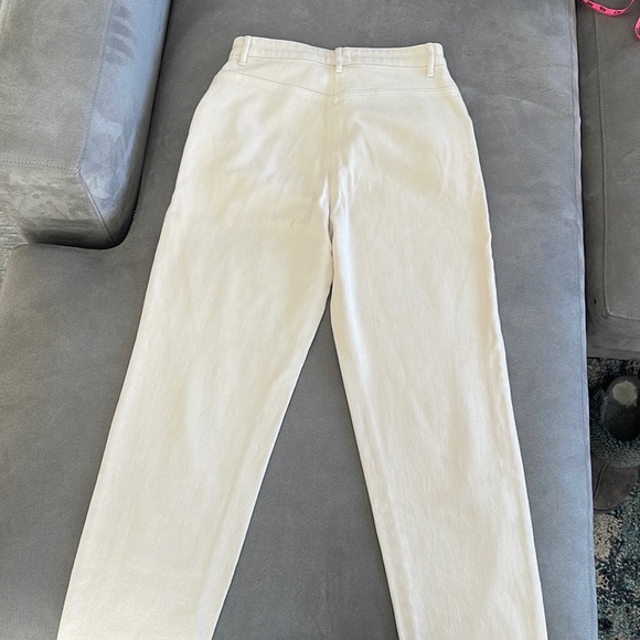 Aritzia Wilfree Free Soft Denim - Picture 3 of 16